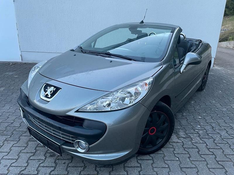 Grau Gebraucht 2007 Peugeot 207 CC Cabrio | 2.499 € - Bild 1/4