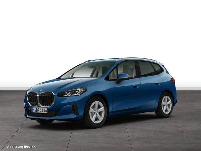 Blau Gebraucht 2024 BMW 216 Active Tourer Van / Kleinbus | 31.413 € (Teuer) - Bild 1/4