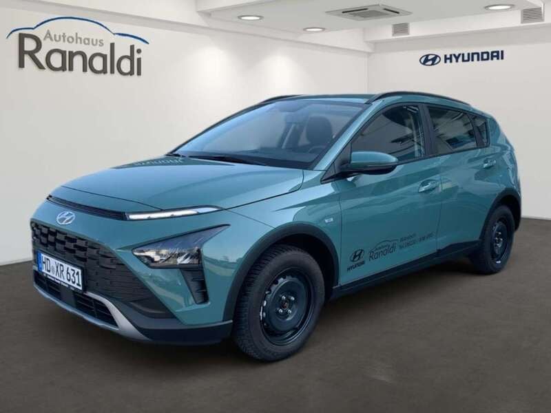 Gruen Gebraucht 2023 Hyundai Bayon Trend SUV | 21.590 € (Guter Preis) - Bild 1/4