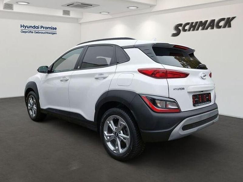Gebraucht Hyundai Kona Edition 30 120 PS (88 kW) 2021 Weiß SUV