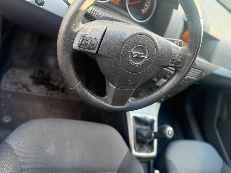 Gebraucht Opel Astra 2005 Schwarz Kombi