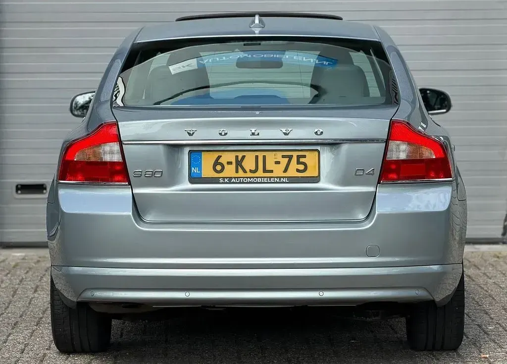 Gebraucht Volvo S80 Summum 163 PS (119 kW) 2013 Grau Limousine