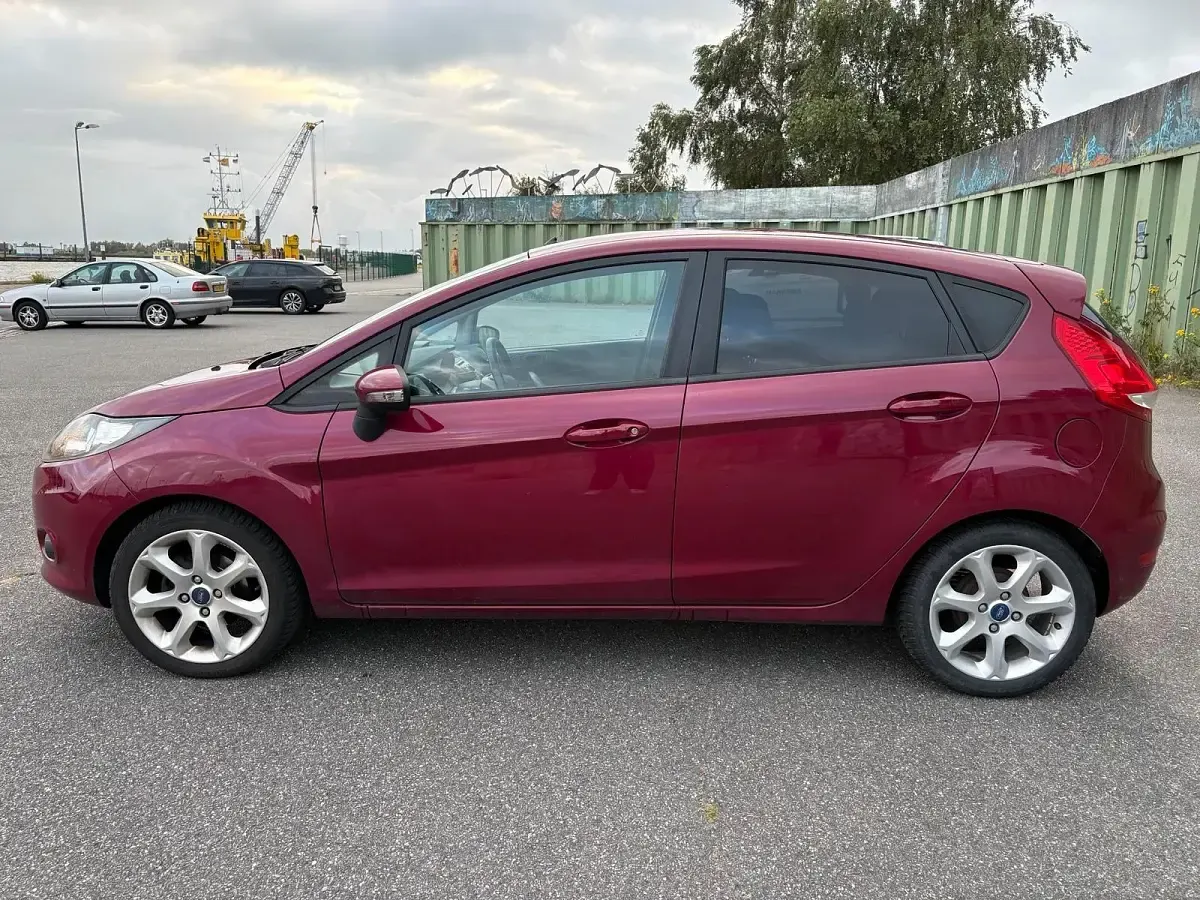Gebraucht Ford Fiesta 82 PS (60 kW) 2011 Kleinwagen