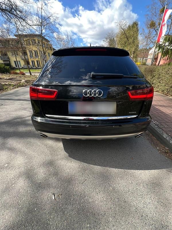 Gebraucht Audi A6 Allroad 218 PS (160 kW) 2017 Schwarz Kombi