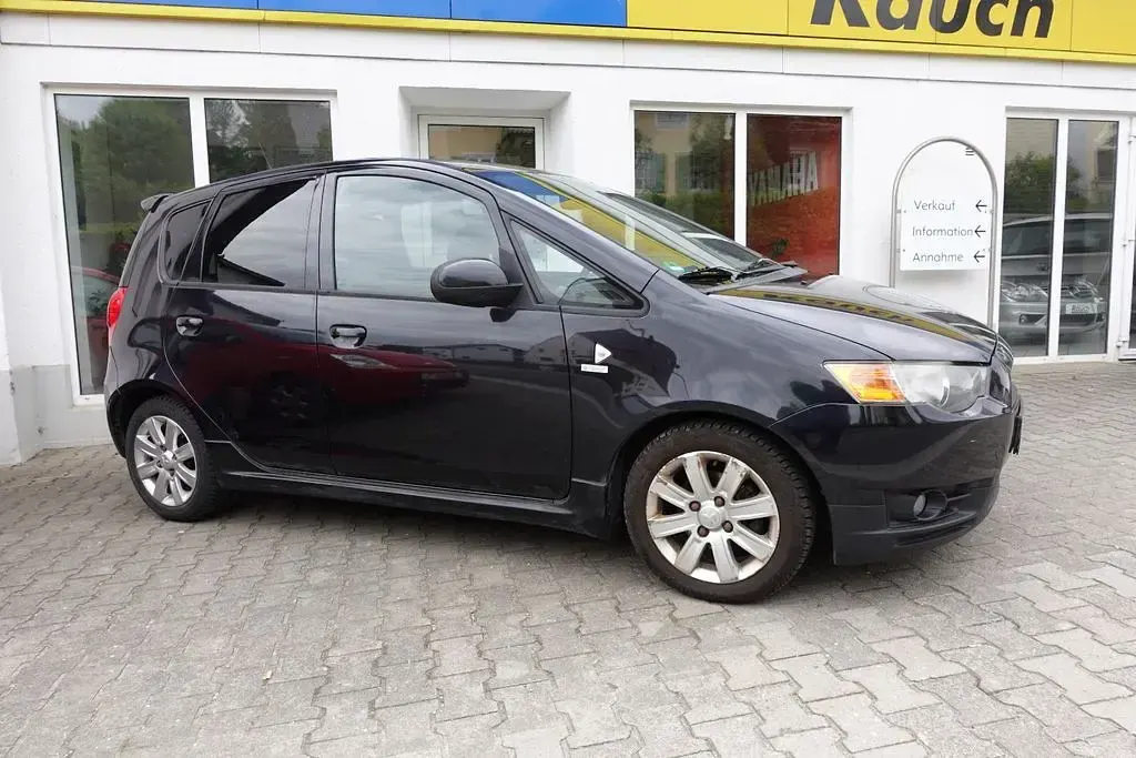 Gebraucht Mitsubishi Colt 95 PS (69 kW) 2010 Schwarz Kleinwagen