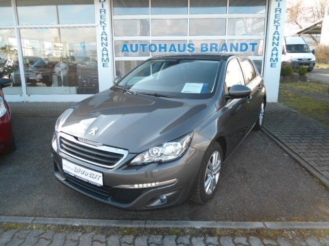 Platiniumgrau/metall Gebraucht 2017 Peugeot 308 Active Limousine | 15.490 € - Bild 1/4