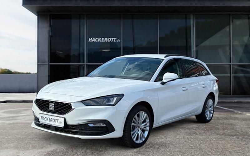 Weiß Gebraucht 2024 Seat Leon ST Style Kombi | 21.480 € (Guter Preis) - Bild 1/4