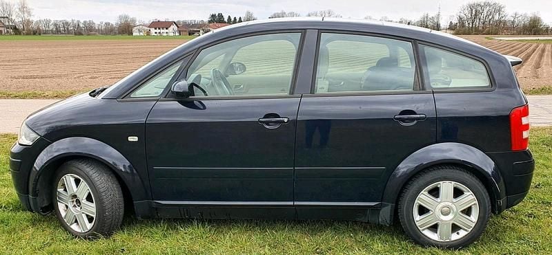 Gebraucht Audi A2 75 PS (55 kW) 2001 Blau Kleinwagen