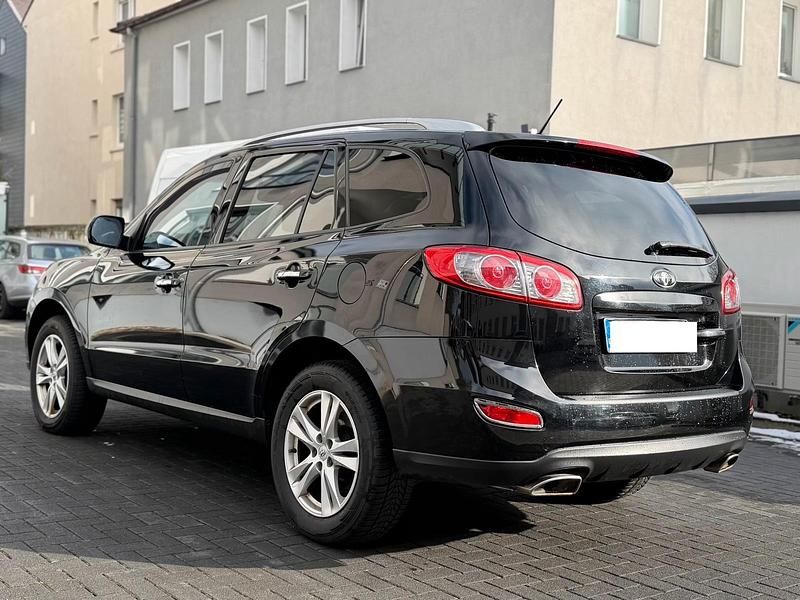 Gebraucht Hyundai Santa Fe 197 PS (144 kW) 2011 Schwarz SUV