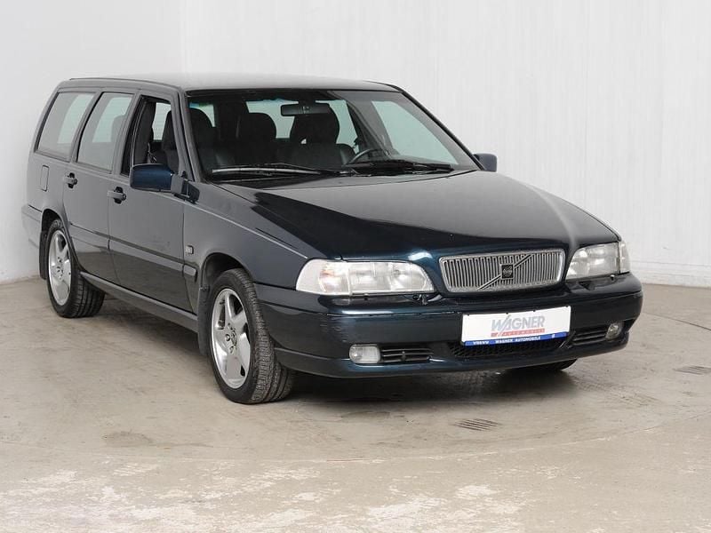 Gebraucht Volvo V70 144 PS (105 kW) 1997 Grün Kombi