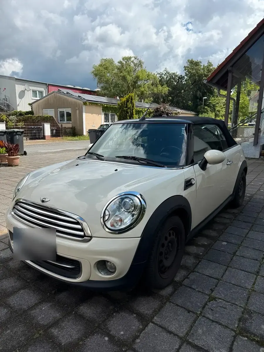 Gebraucht Mini Cooper Cabriolet 122 PS (89 kW) 2011 Beige Cabrio