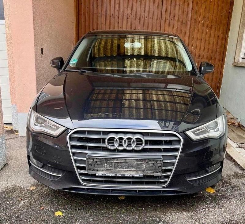 Gebraucht Audi A3 Ambiente 150 PS (110 kW) 2012 Schwarz Kleinwagen
