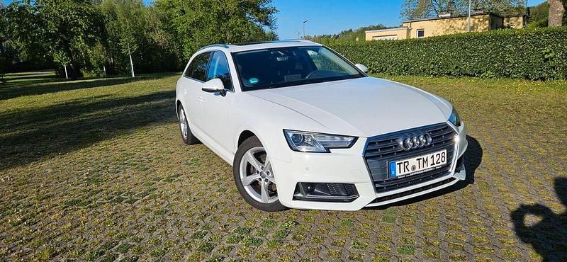 Gebraucht Audi A4 Ambiente 150 PS (110 kW) 2019 Weiß Kombi