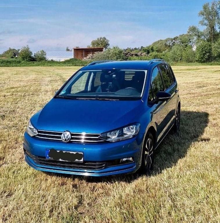 Blau Gebraucht 2019 VW Touran IQ Drive Van / Kleinbus | 19.500 € (Guter Preis) - Bild 1/4