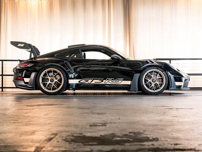 Schwarz Gebraucht 2024 Porsche 911 GT3 RS Coupé | 337.800 € - Bild 1/4