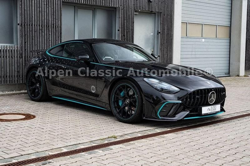 Obsidianschwarz Neu 2025 Mercedes AMG GT 63 AMG Coupé | 389.900 € - Bild 1/4