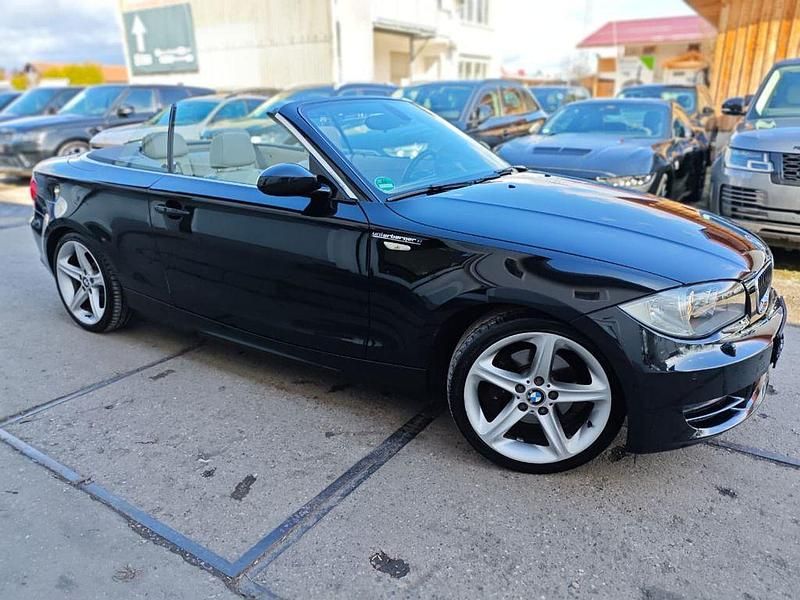 Gebraucht BMW 125 Cabriolet Advantage 218 PS (160 kW) 2008 Schwarz Cabrio