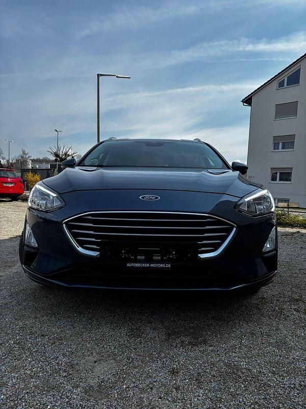 Gebraucht Ford Focus 101 PS (74 kW) 2020 Blau Kombi