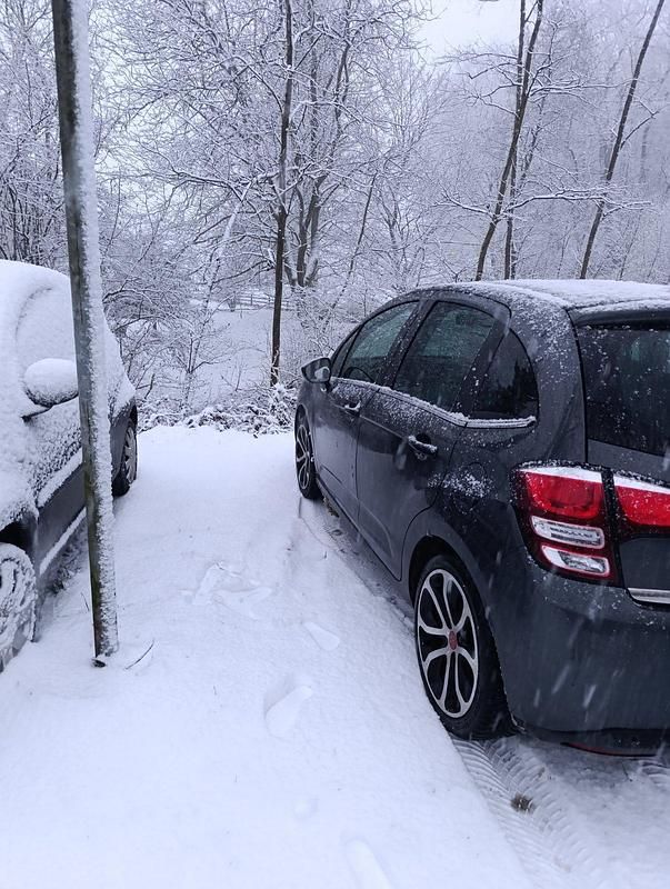 Gebraucht Citroën C3 120 PS (88 kW) 2014 Grün Kleinwagen