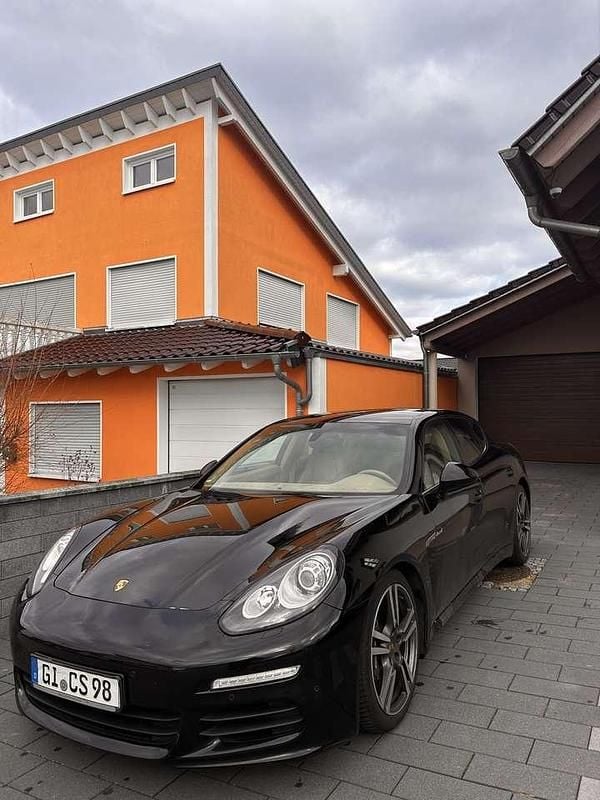 Gebraucht Porsche Panamera 300 PS (220 kW) 2015 Schwarz Kleinwagen