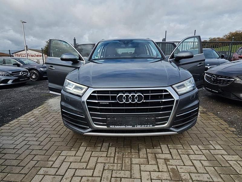 Gebraucht Audi Q5 Design 190 PS (139 kW) 2017 Grau SUV