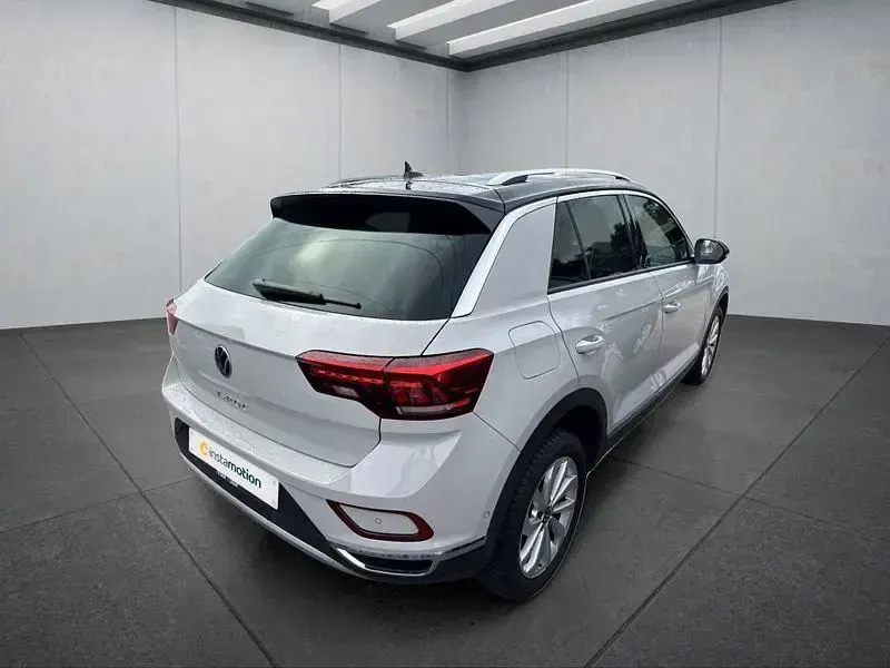 Gebraucht VW T-Roc 110 PS (80 kW) 2023 Grau SUV