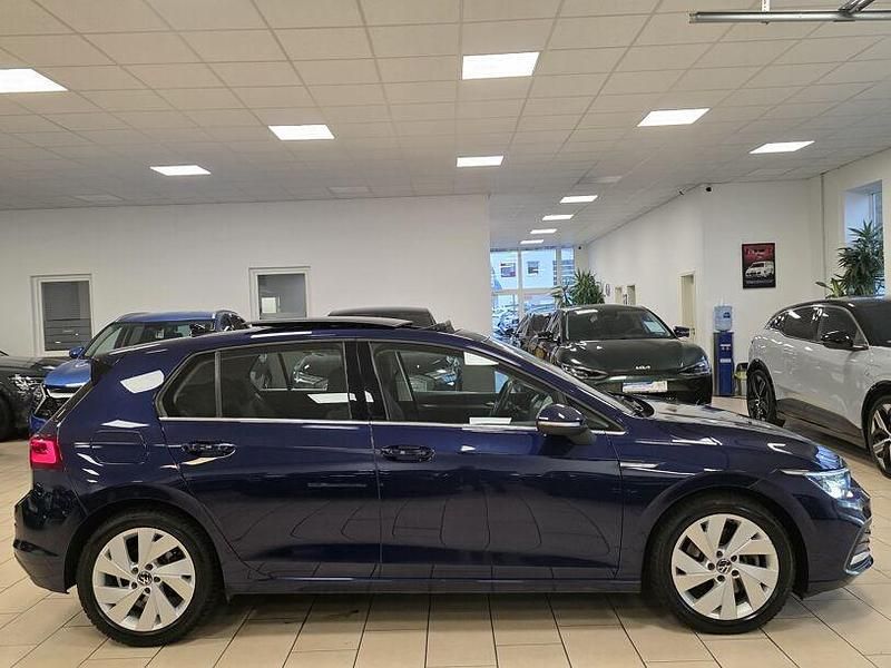 Gebraucht VW Golf VII Style 150 PS (110 kW) 2020 Blau Limousine