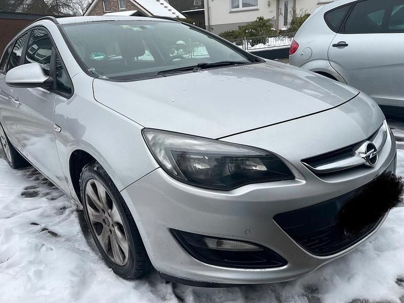 Silber Gebraucht 2013 Opel Astra Kombi | 1.850 € (Superpreis) - Bild 1/4