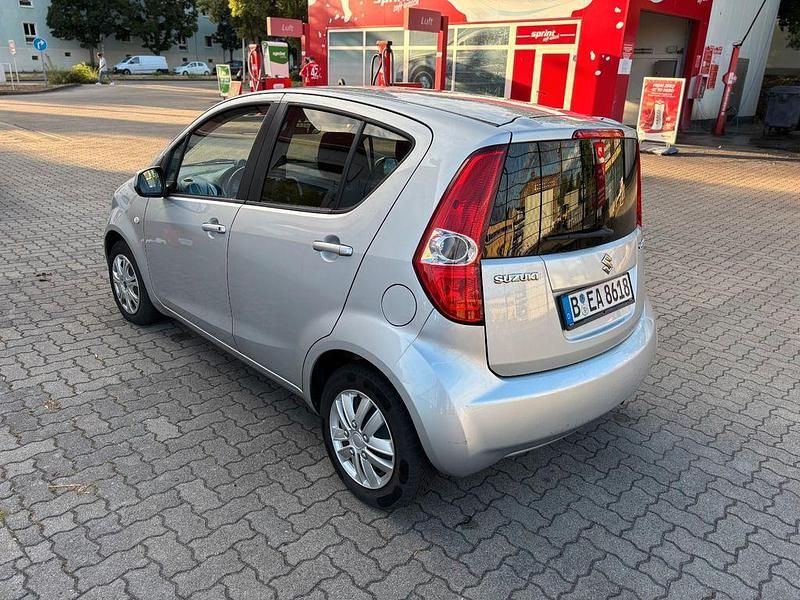 Gebraucht Suzuki Splash Club 86 PS (63 kW) 2008 Silber Kleinwagen