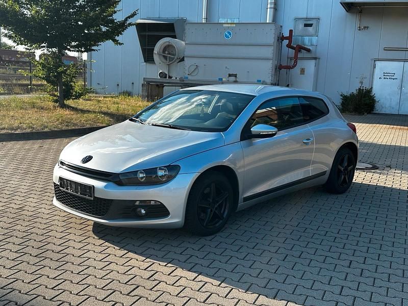 Grau Gebraucht 2009 VW Scirocco Coupé | 4.900 € (Guter Preis) - Bild 1/4