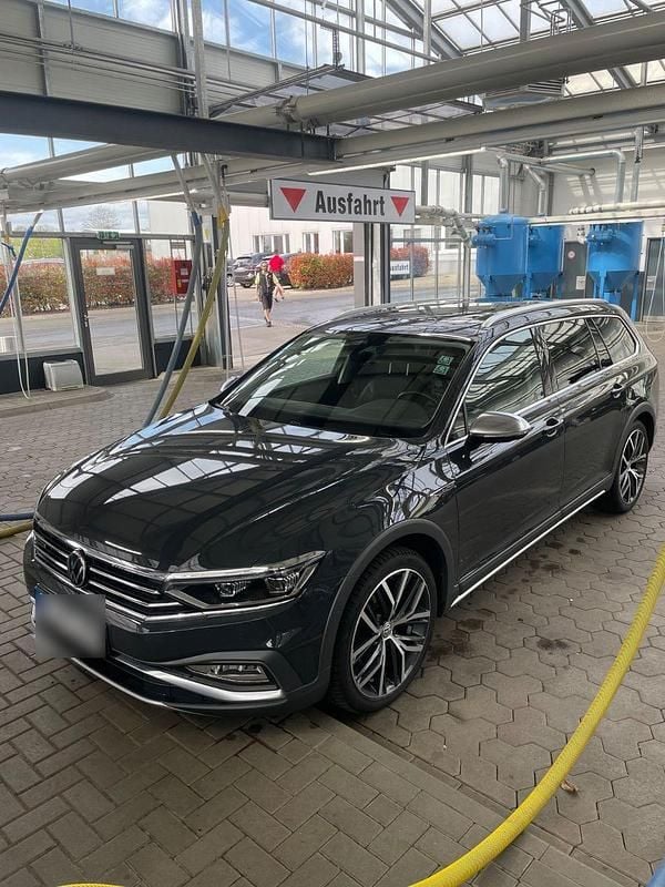 Gebraucht VW Passat Alltrack 200 PS (147 kW) 2021 Grau Kombi