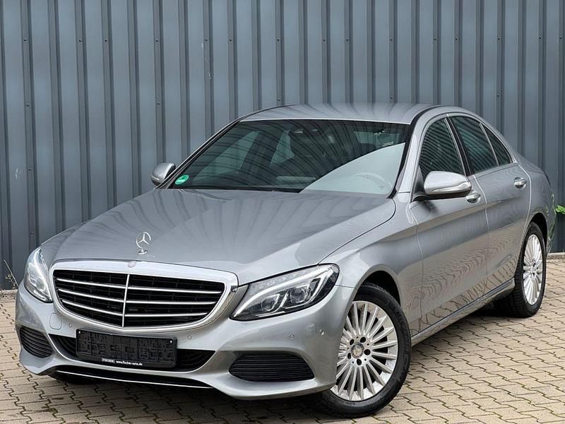 Grau Gebraucht 2015 Mercedes C220 Limousine | 13.990 € (Fairer Preis) - Bild 1/4