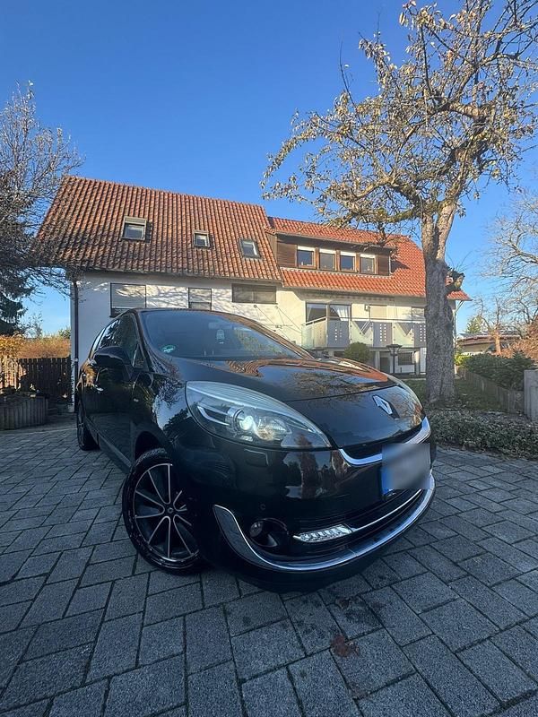 Schwarz Gebraucht 2012 Renault Grand Scénic III Van / Kleinbus | 5.500 € (Fairer Preis) - Bild 1/4