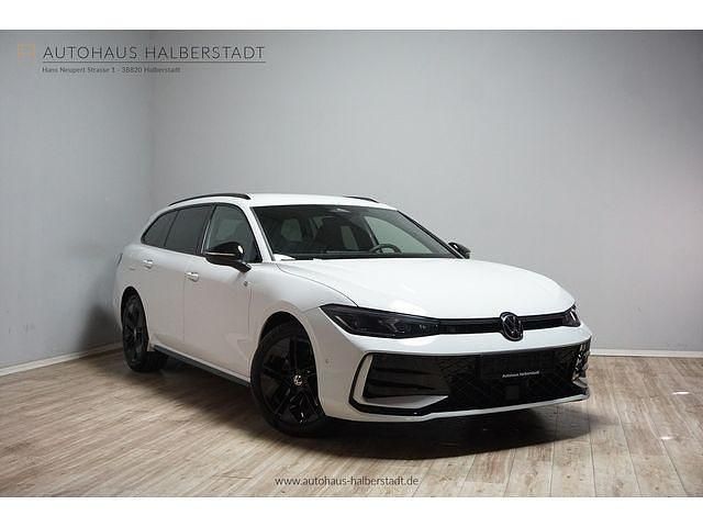 Gebraucht 2025 VW Passat R-line Kombi | 41.490 € (Fairer Preis) - Bild 1/3