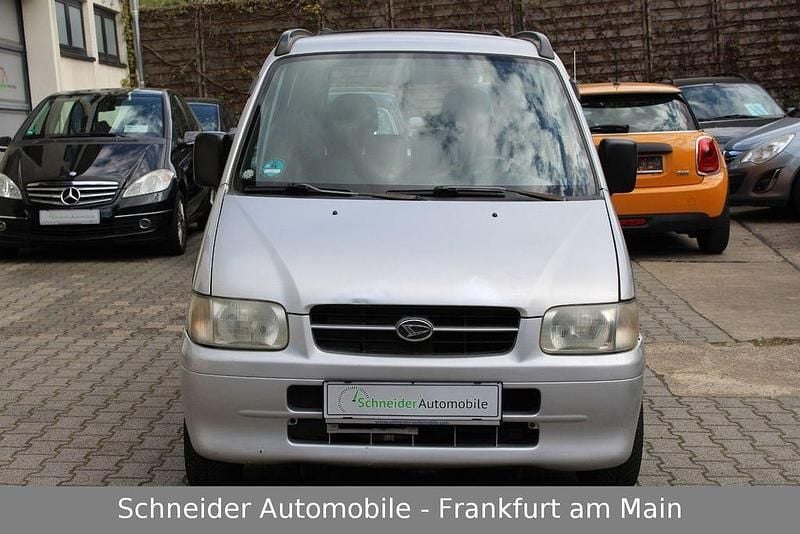 Gebraucht Daihatsu Move 56 PS (41 kW) 2000 Silber Van / Kleinbus