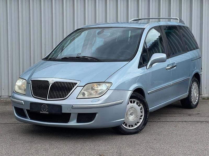 Blau Gebraucht 2003 Lancia Phedra Van / Kleinbus | 890 € - Bild 1/4