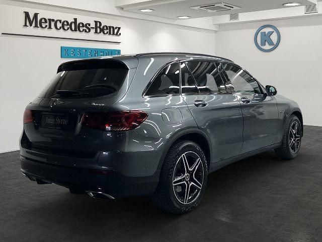 Gebraucht Mercedes GLC300e AMG line 306 PS (225 kW) 2021 Grau SUV