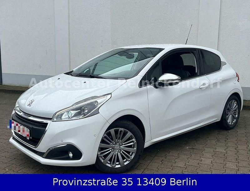 Weiß Gebraucht 2016 Peugeot 208 Allure Kleinwagen | 5.299 € (Superpreis) - Bild 1/4