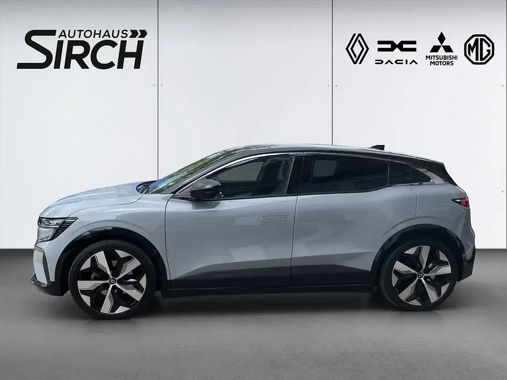 Używany Renault Megane E-Tech Techno 160 kW (218 KM) 2022 Szary Sedan/Limuzyna