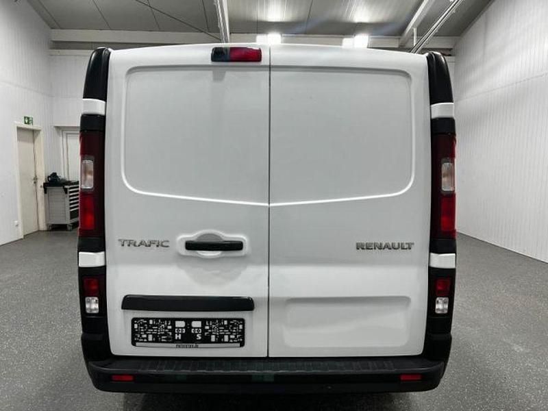 Gebraucht Renault Trafic Komfort 125 PS (91 kW) 2019 Arktisweiss Van / Kleinbus