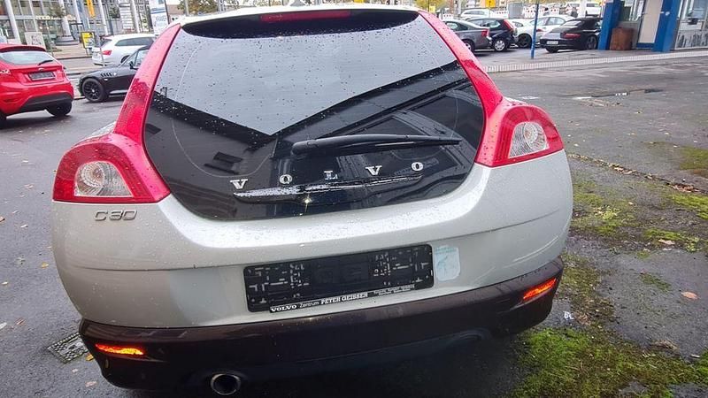 Gebraucht Volvo C30 Momentum 136 PS (100 kW) 2009 Silber Kleinwagen