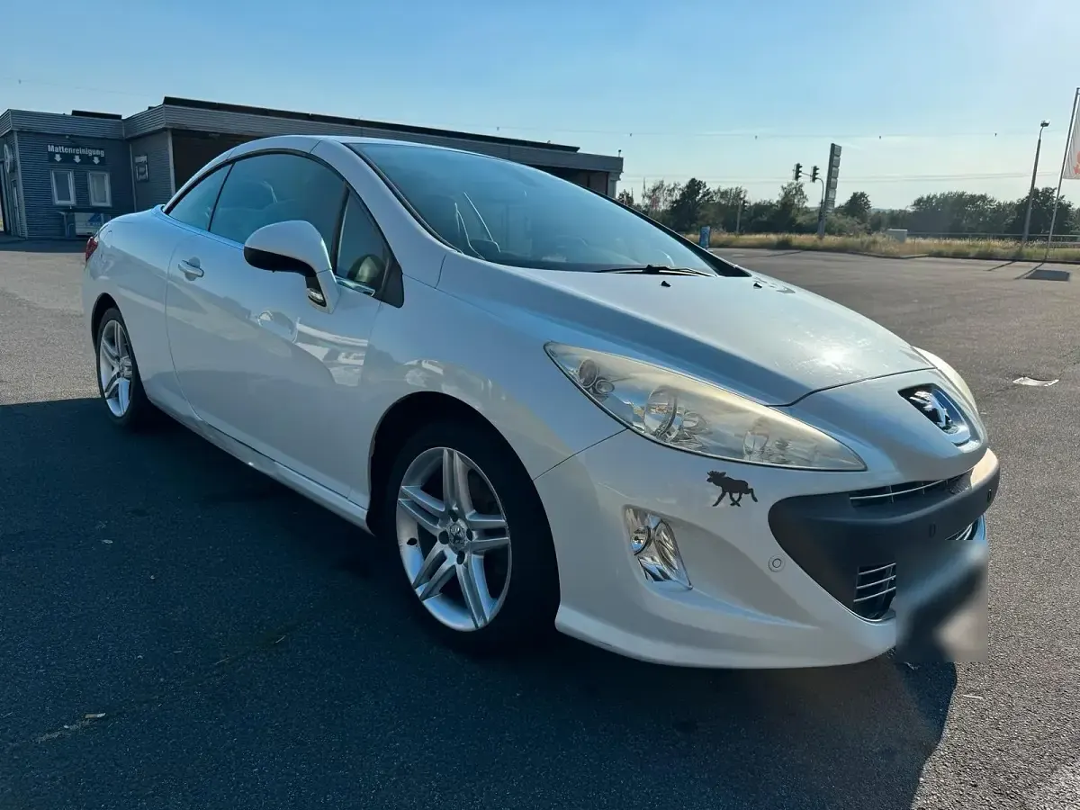 Gebraucht Peugeot 308 CC 156 PS (114 kW) 2011 Weiß Cabrio