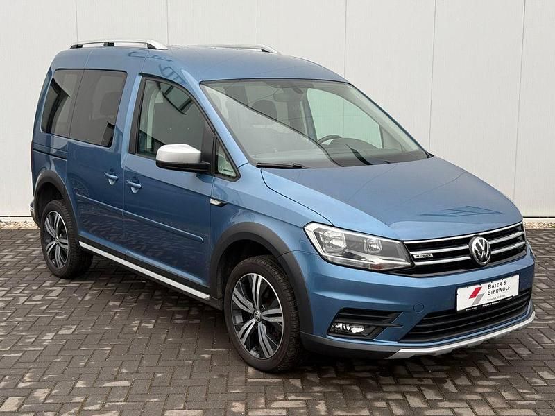 Usata VW Caddy 122 CV (89 kW) 2017 Blu Monovolume