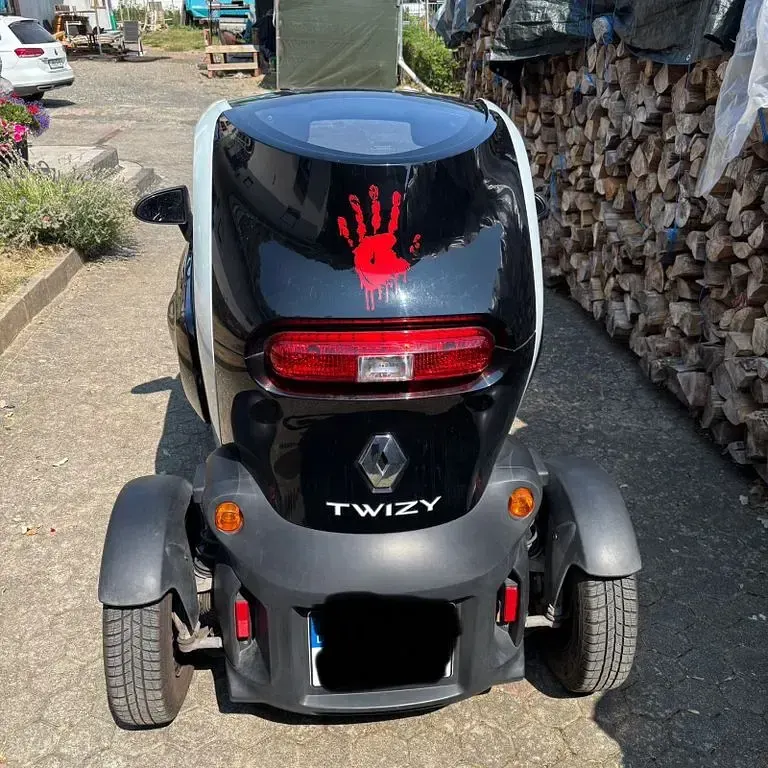 Gebraucht Renault Twizy 11 kW (16 PS) 2018 Schwarz Kleinwagen
