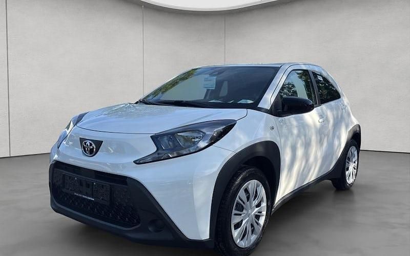 Weiß Neu 2025 Toyota Aygo Business Edition Kleinwagen | 18.990 € - Bild 1/4