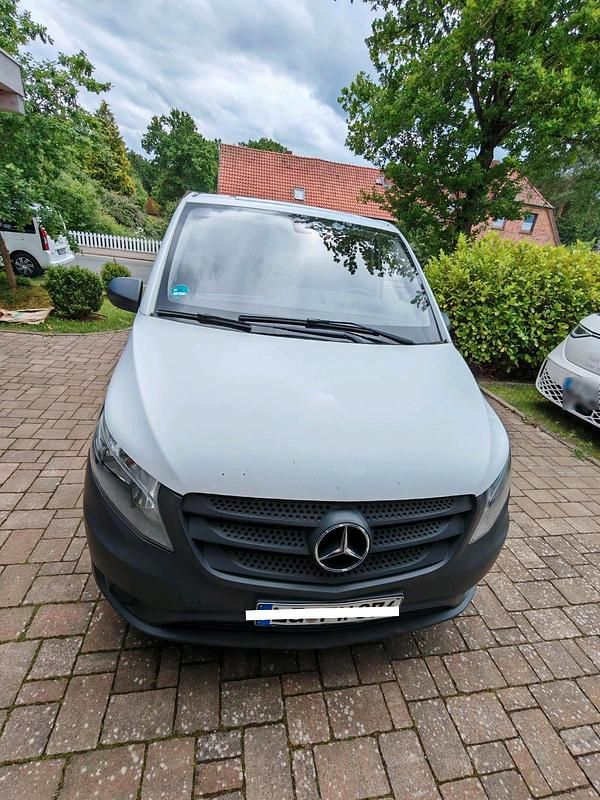 Gebraucht Mercedes Vito 114 PS (83 kW) 2015 Weiß Van