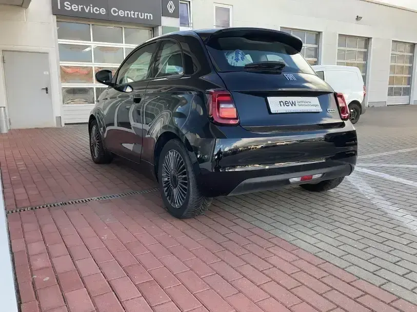 Gebraucht Fiat 500e Icon 86 kW (118 PS) 2022 Schwarz Limousine