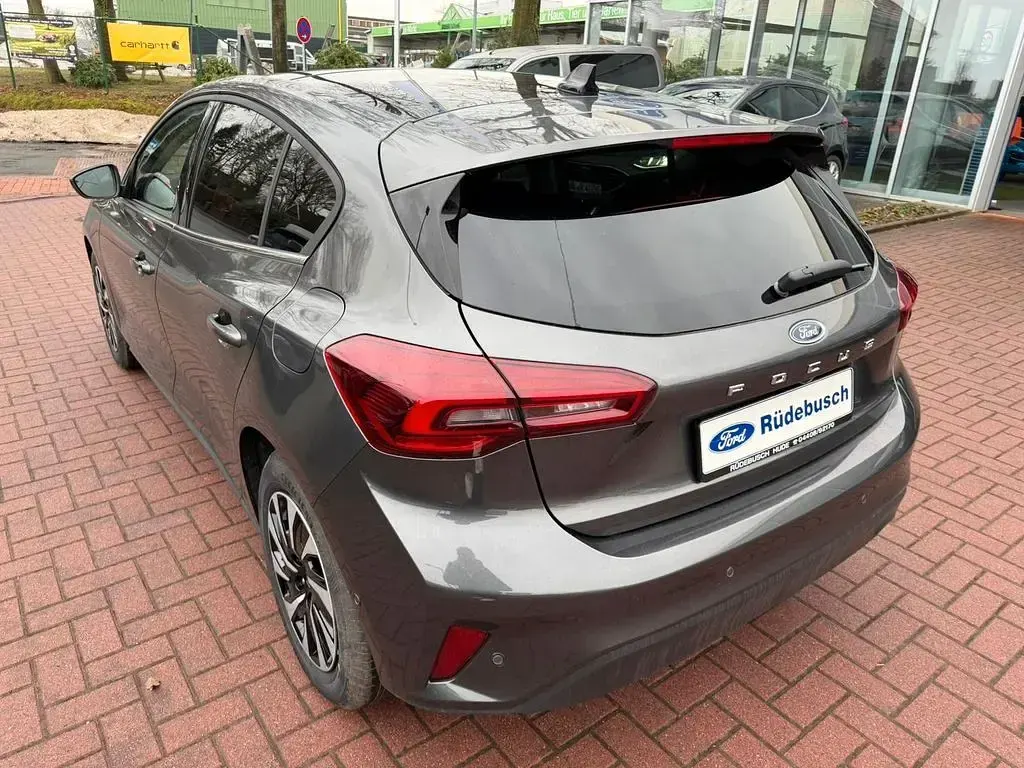 Nowe Ford Focus Titanium X 155 KM (114 kW) 2026 Szary Sedan/Limuzyna