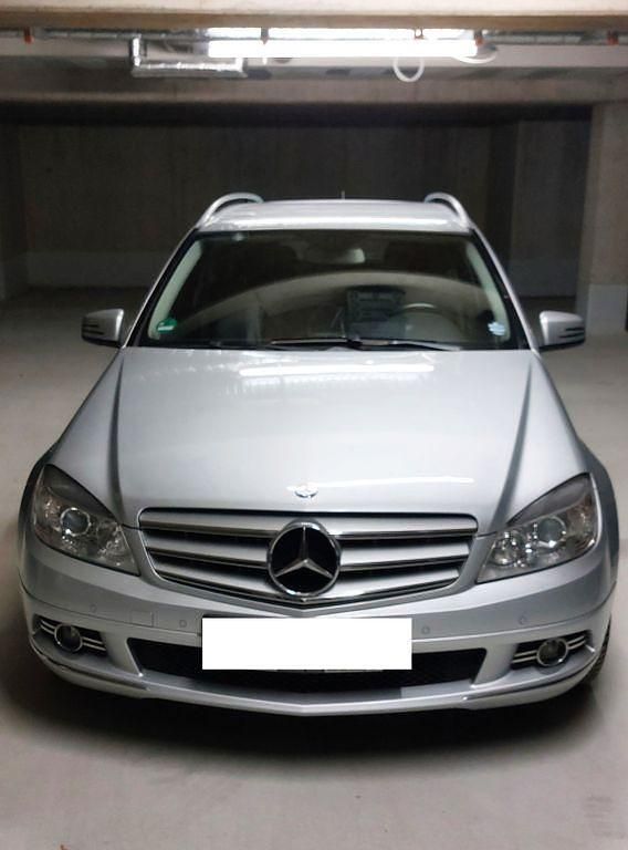 Gebraucht Mercedes C220 170 PS (125 kW) 2010 Silber Limousine