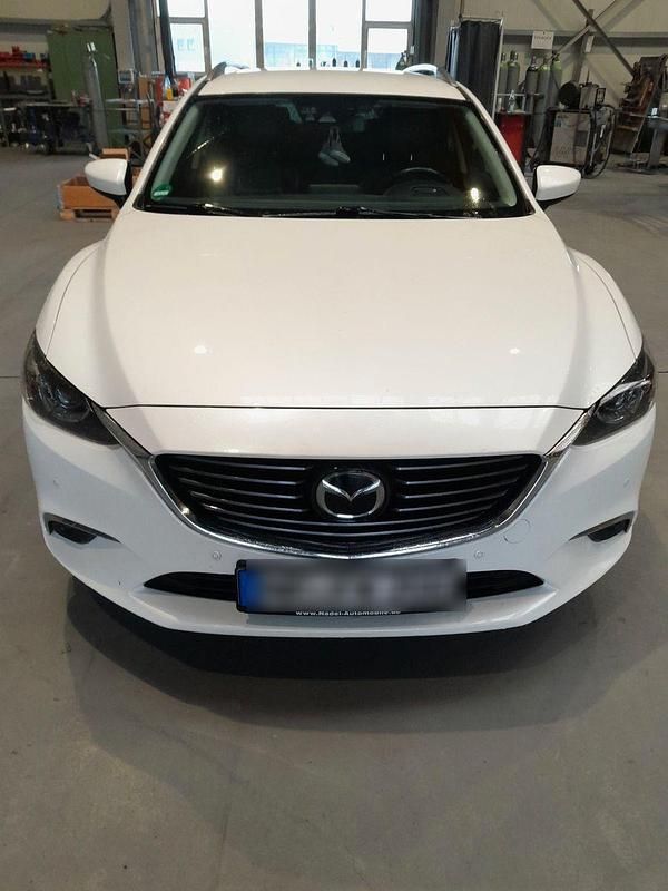 Weiß Gebraucht 2016 Mazda 6 Sports-Line Kombi | 17.299 € (Teuer) - Bild 1/4